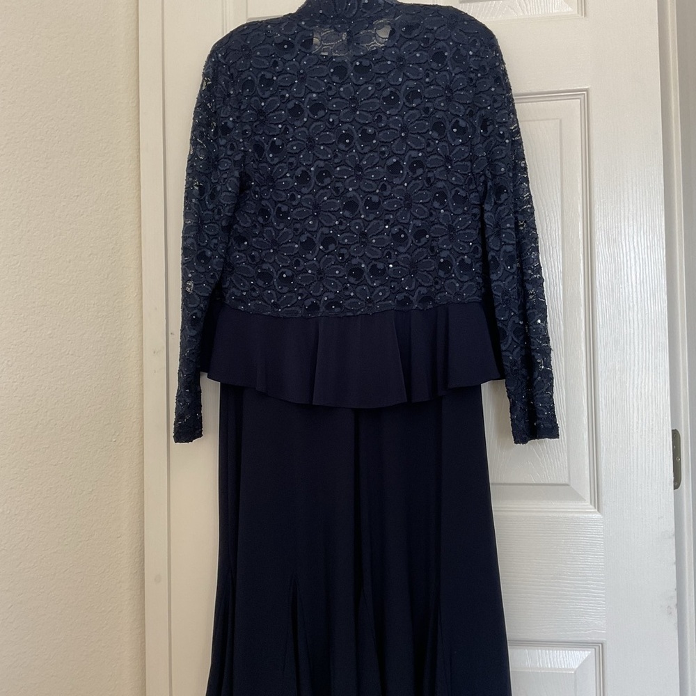 R & M Richards Navy Blue Lace Sequins Special Occasion Dress 2 Piece Size 10 - Picture 6 of 11